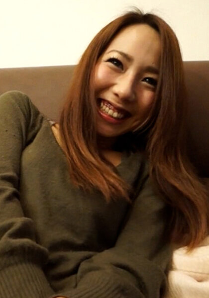 G-010 旦那が忙しくてご無沙汰の美人奥さんの愛里さんを食事会の後、神戸の夜景の見えるホテルに連れ込んで…